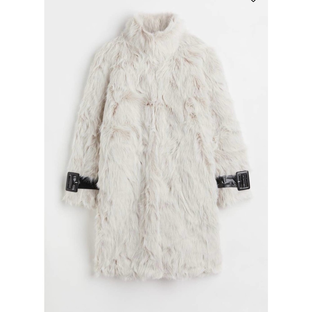 H&M - Women Faux Fur Coat / size S / White / NWOT